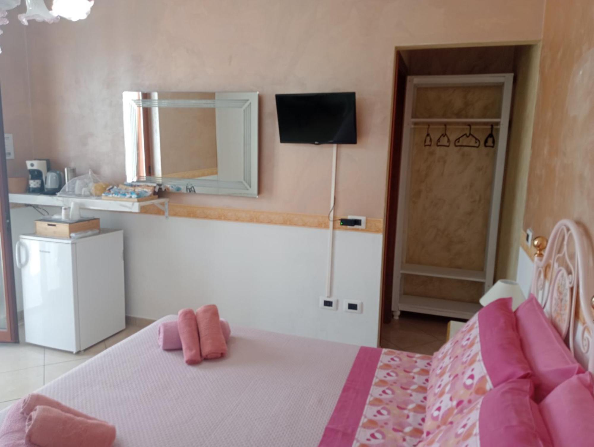 M'Arriposu Bed & Breakfast Realmonte Room photo